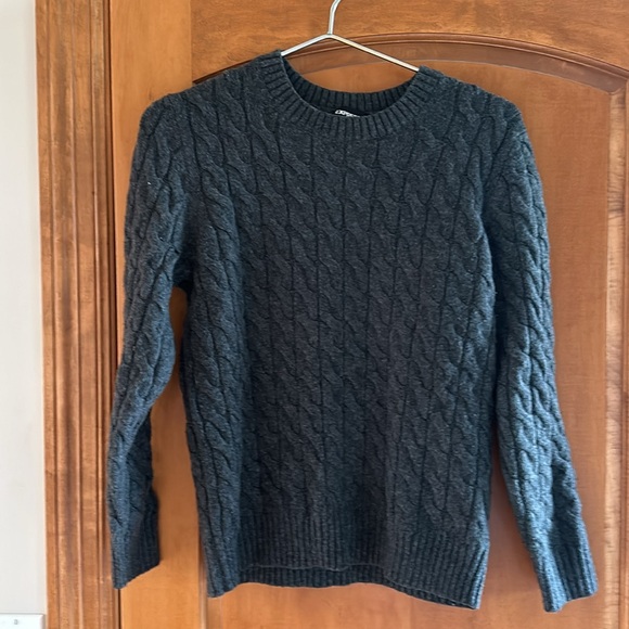 Express Men’s Cable Knit Crew Neck Sweater Charcoal Gray Medium - Picture 1 of 6